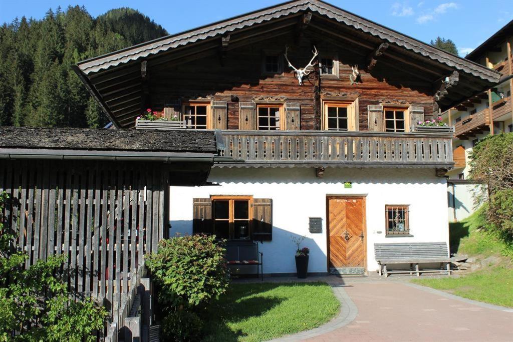 Das Zauberhaft Mayrhofen Ngoại thất bức ảnh